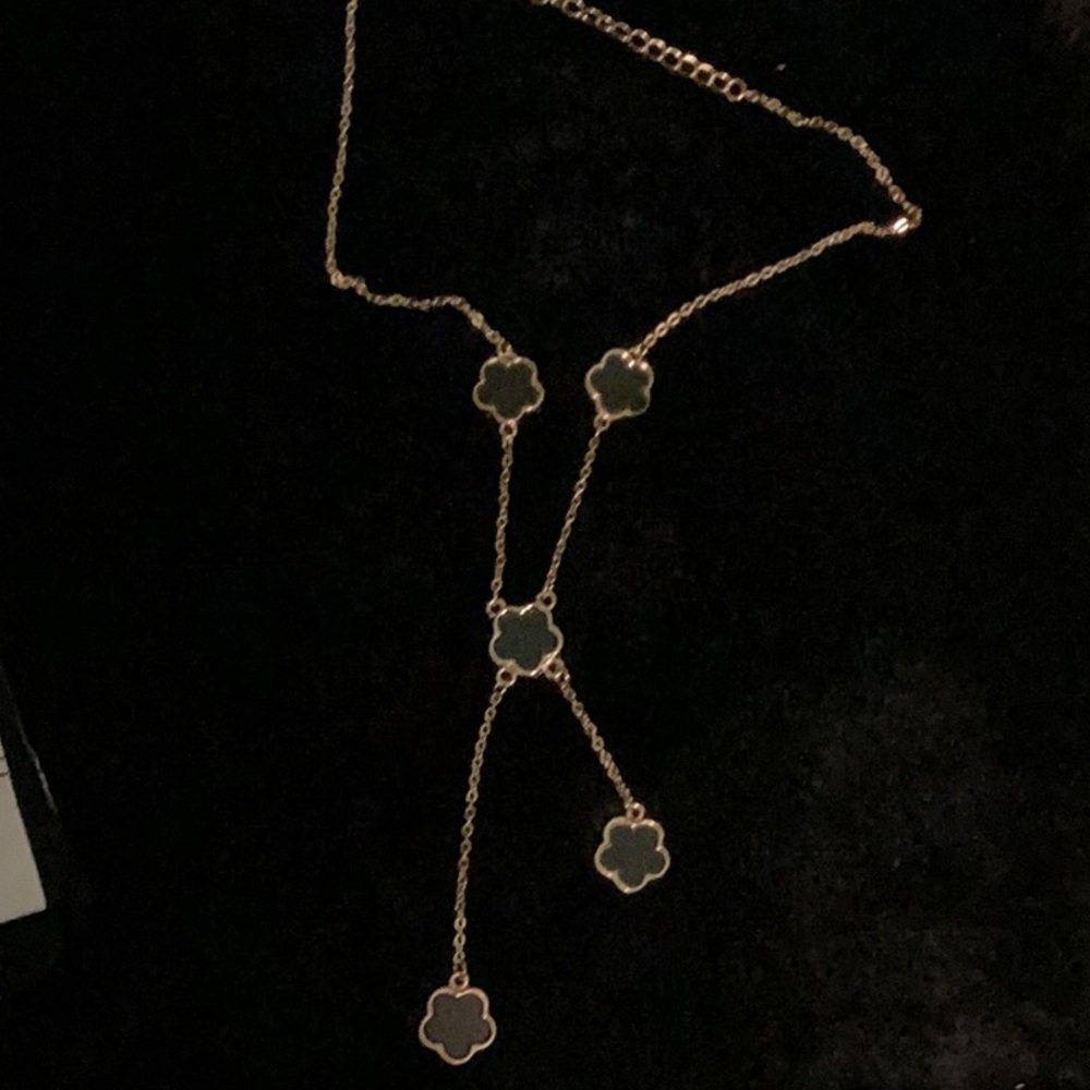 BLACK CLOVER NECKLACE